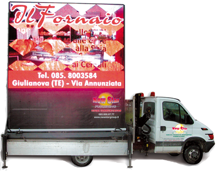 LED GIANT SCREEN ON TRUCK